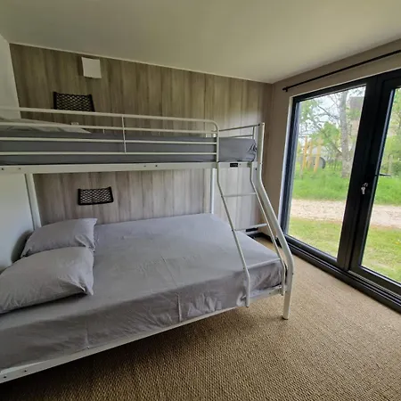 Moderne Avec Grandes Baies Vitrees Et Espace Plancha Bussy-le Repos
