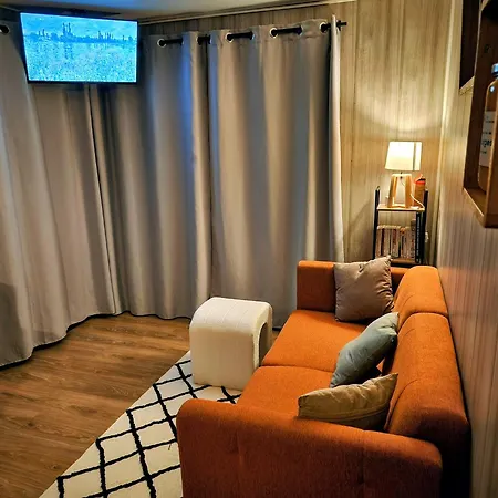 Moderne Avec Grandes Baies Vitrees Et Espace Plancha