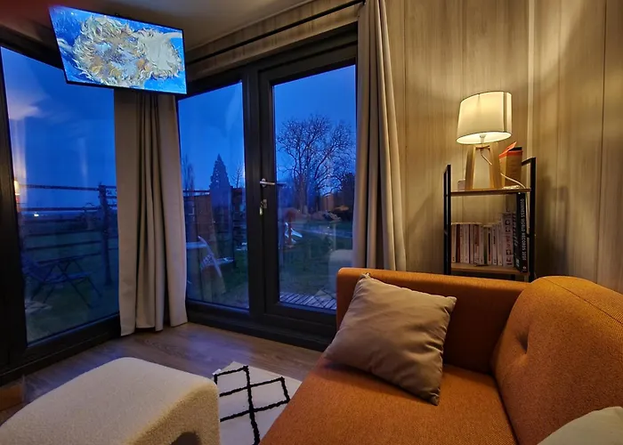 בקתה Moderne Avec Grandes Baies Vitrees Et Espace Plancha